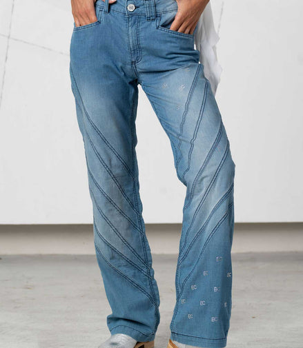 Jeans con impunture