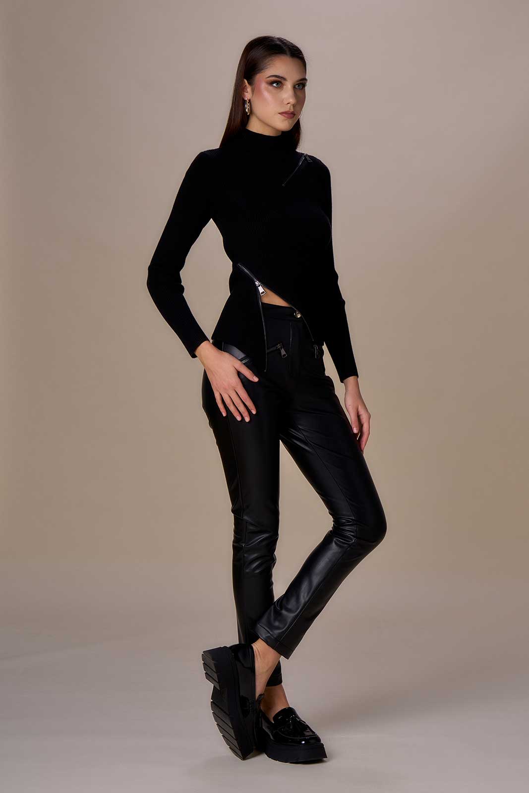 Pantalone eco pelle