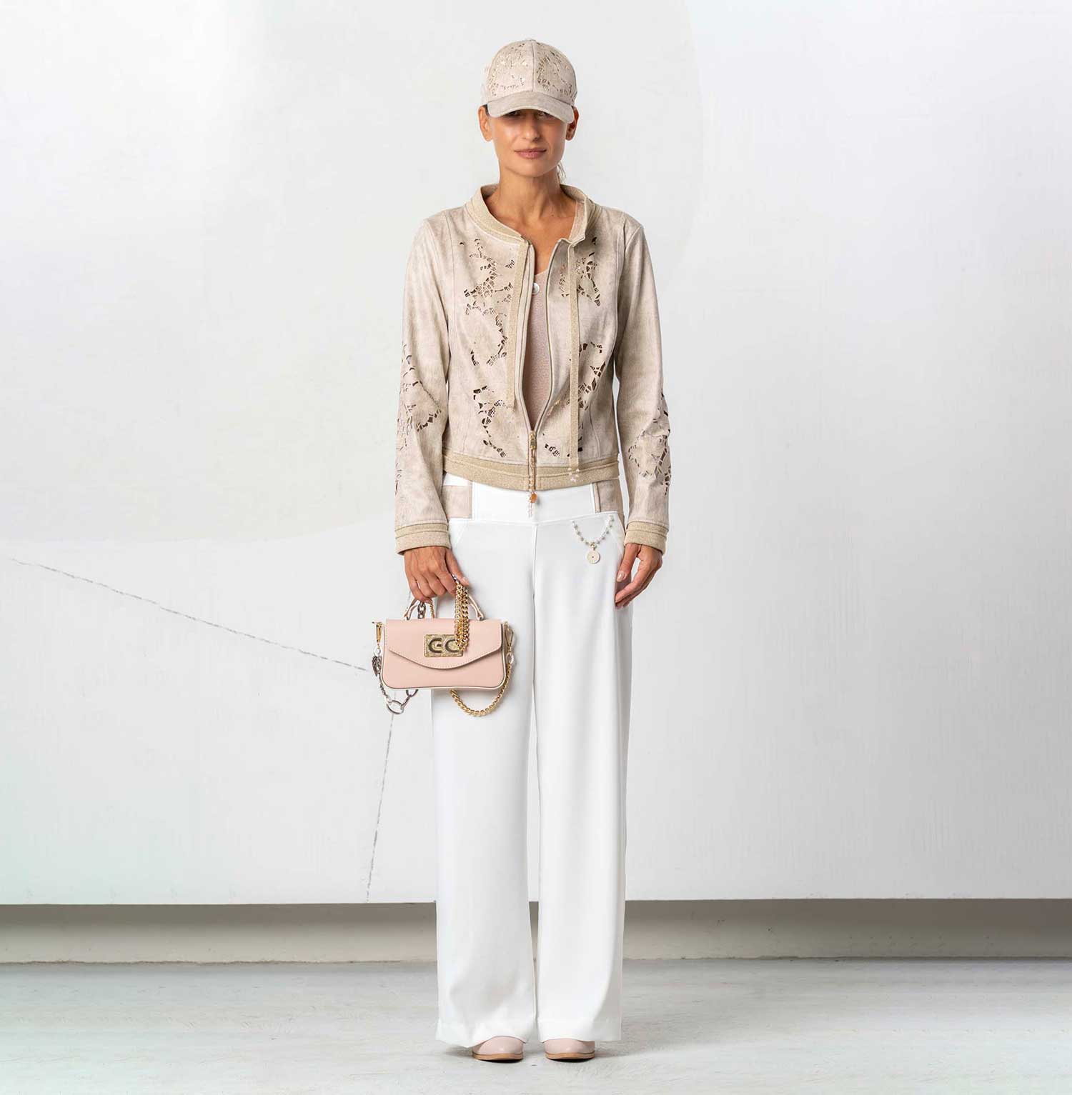 Pantaloni con inserti