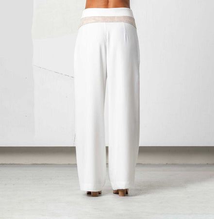 Pantaloni con inserti