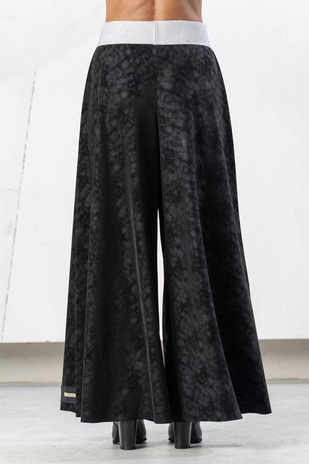 Pantaloni eco pelle palazzo