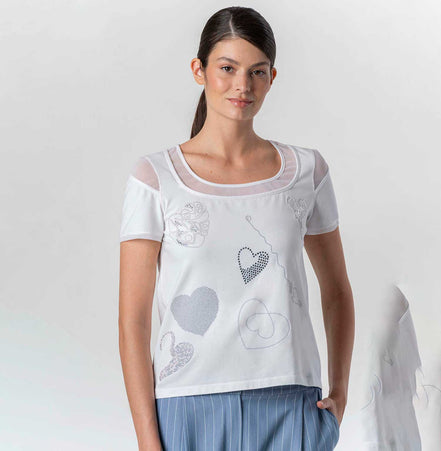T-shirt