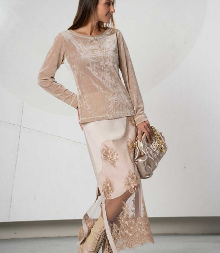 T-shirt in tulle