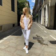 Pantaloni bianco con filo d’oro